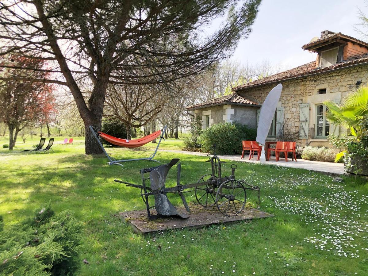 Villa Le Creyssac Saint-Félix-de-Bourdeilles Eksteriør bilde