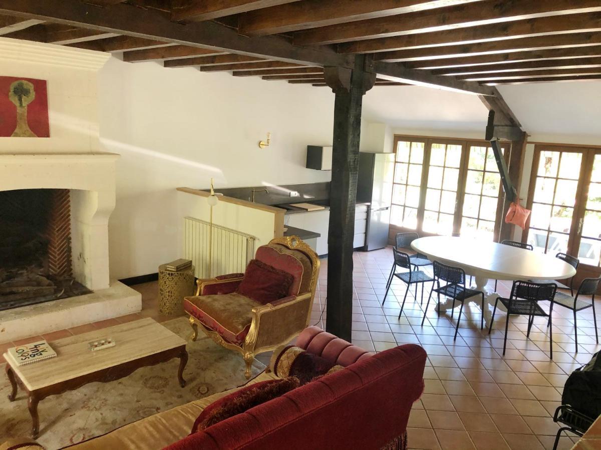 Villa Le Creyssac Saint-Félix-de-Bourdeilles Eksteriør bilde