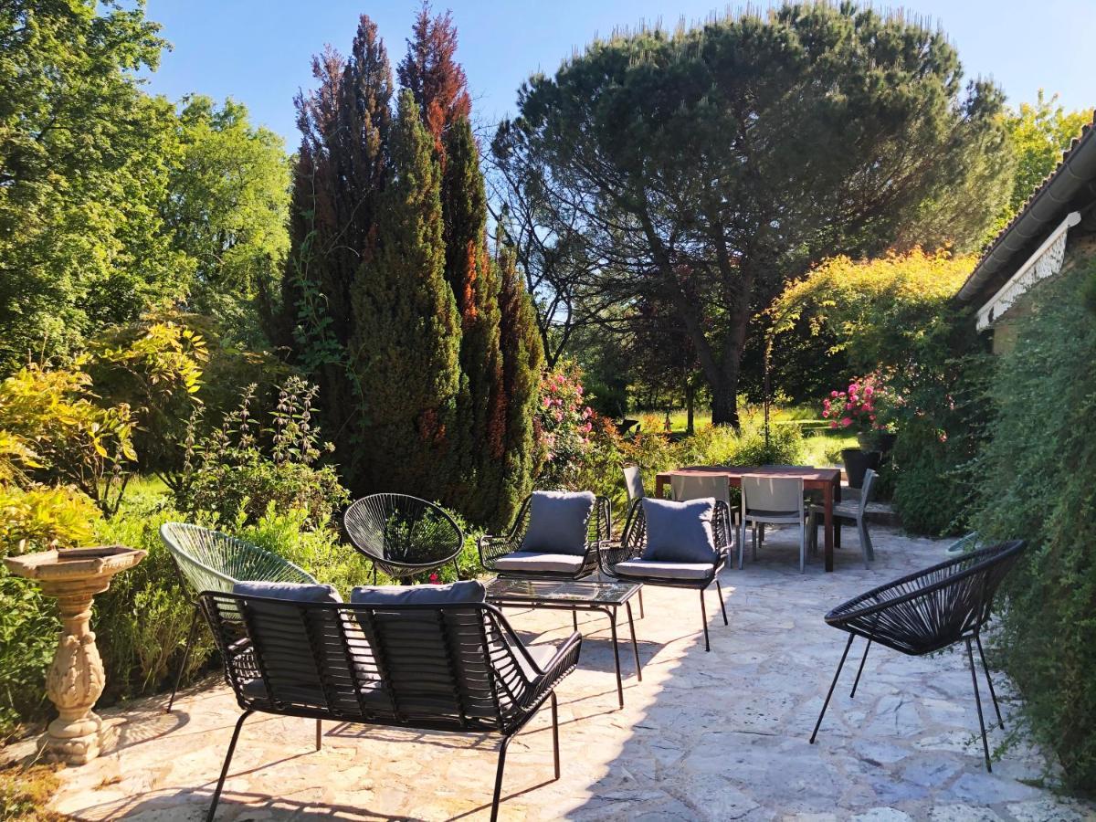 Villa Le Creyssac Saint-Félix-de-Bourdeilles Eksteriør bilde