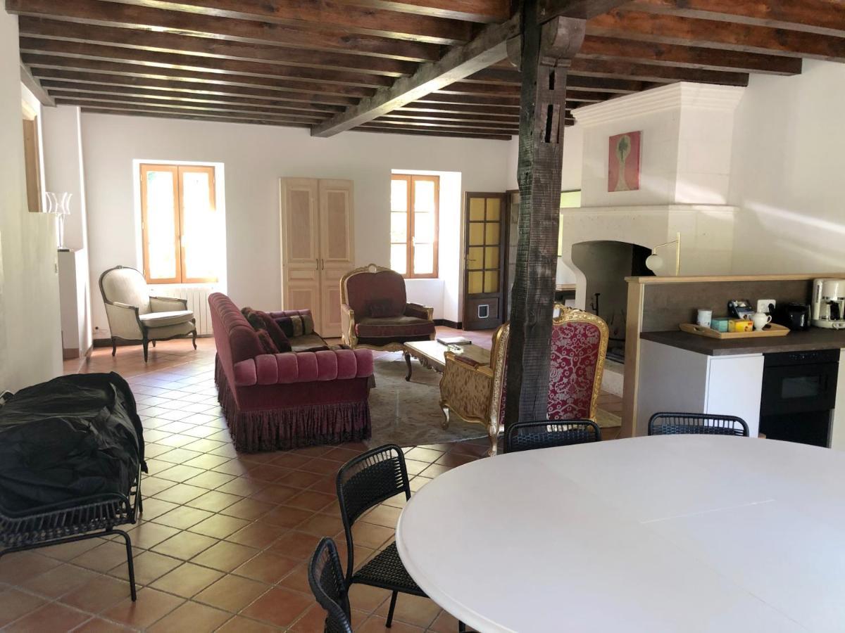 Villa Le Creyssac Saint-Félix-de-Bourdeilles Eksteriør bilde